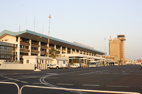 Léopold Sédar Senghor va devenir un aéroport militaire