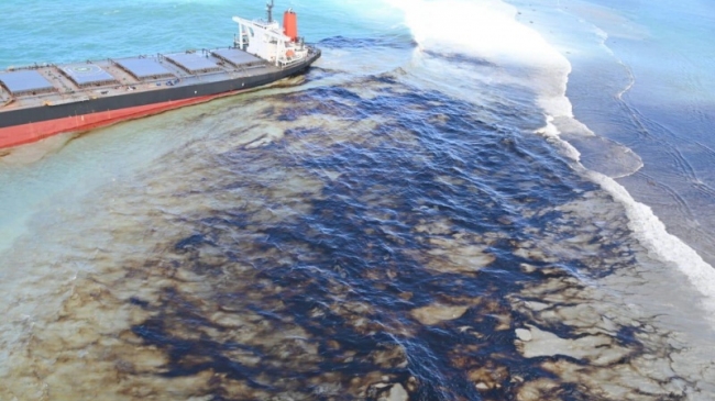 L’échouement du navire MV Wakashio menace les côtes de Maurice