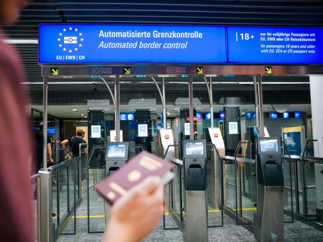 L’IATA appelle à la réouverture des frontières aériennes avec tests et sans quarantaine